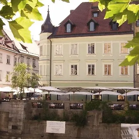 Appartement Emmi *